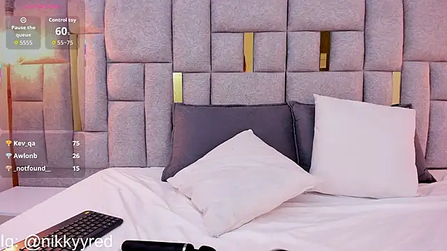 Nikky Red  online show from February 2026 06:26:01 AM