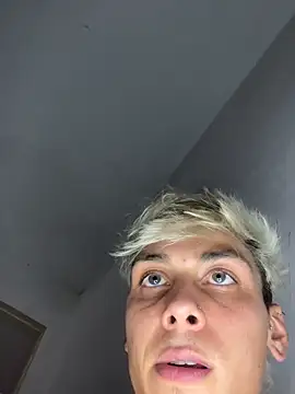 Snapshot of Babyfacenik chatting on March 2026 05:19:01 PM Babyfacenik online show from March 2026 05:19:01 PM