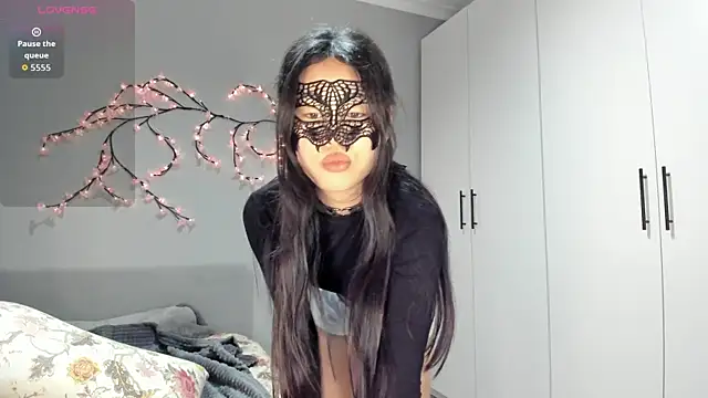 HelenBlazeTrt online show from July 2026 02:14:02 AM