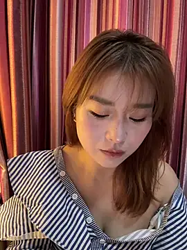 Snapshot of A-cola chatting on March 2026 07:01:02 AM A-cola online show from March 2026 07:01:02 AM