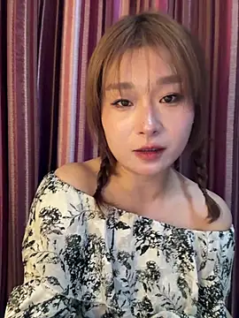 Snapshot of A-cola chatting on March 2026 08:19:01 AM A-cola online show from March 2026 08:19:01 AM