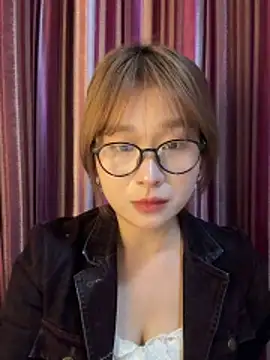 Snapshot of A-cola chatting on March 2026 01:15:02 PM A-cola online show from March 2026 01:15:02 PM