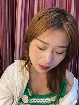 Snapshot of A-cola chatting on March 2026 07:36:02 AM A-cola online show from March 2026 07:36:02 AM