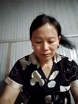 Snapshot of Kiss_love2 chatting on July 2026 03:44:01 AM Kiss love2 online show from July 2026 03:44:01 AM