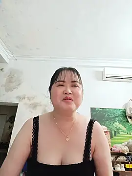 Snapshot of Kee-kimlee chatting on June 2026 07:46:02 AM Kee-kimlee online show from June 2026 07:46:02 AM