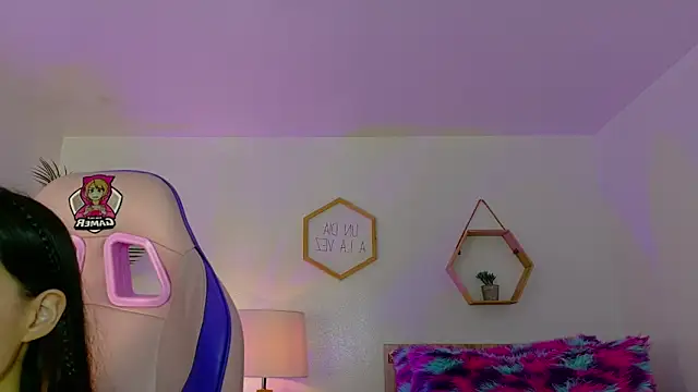Snapshot of Shopie_Colucci chatting on July 2026 04:16:02 PM Shopie Colucci online show from July 2026 04:16:02 PM