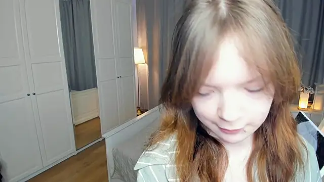 LavenderMitten online show from March 2026 05:09:02 AM