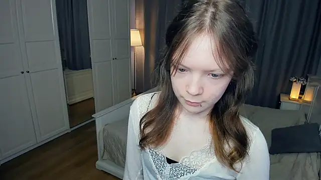 LavenderMitten online show from March 2026 07:15:01 AM