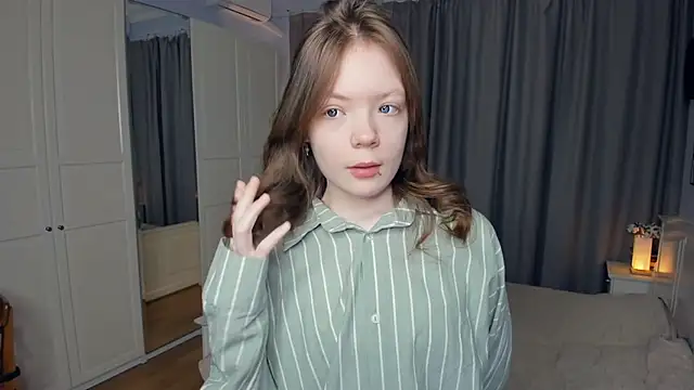 LavenderMitten online show from March 2026 05:36:02 AM