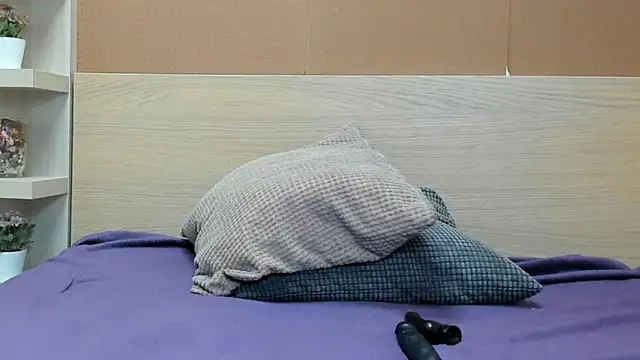 Snapshot of PinkyTwerkyX chatting on November 2025 01:18:02 PM PinkyTwerkyX online show from November 2025 01:18:02 PM