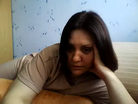 LockyCharm111 online show from April 2026 08:53:02 AM