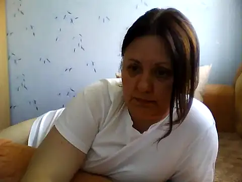 Snapshot of LockyCharm111 chatting on June 2026 07:24:02 AM LockyCharm111 online show from June 2026 07:24:02 AM