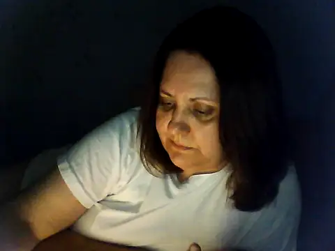 Snapshot of LockyCharm111 chatting on June 2026 06:42:02 PM LockyCharm111 online show from June 2026 06:42:02 PM