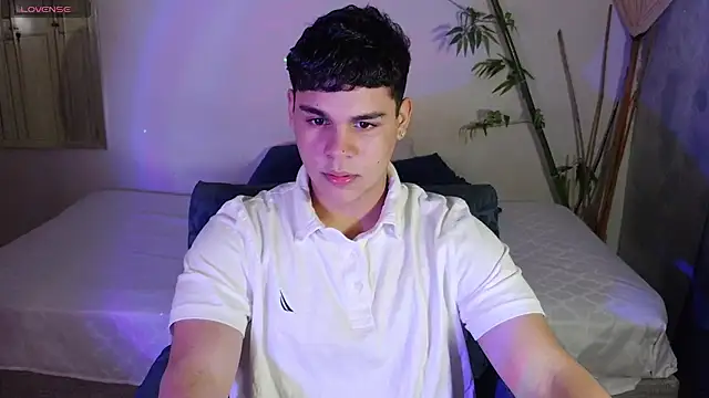 eithan jonnes online show from February 2026 11:12:01 PM