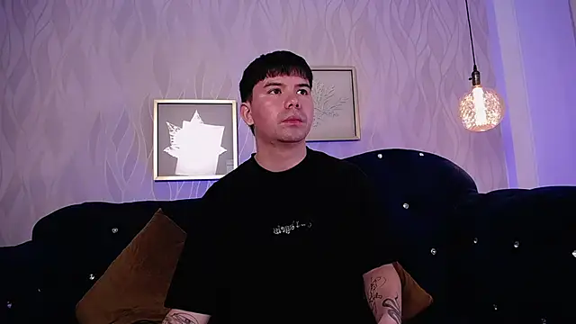 Snapshot of KaiStein chatting on February 2026 06:41:01 PM KaiStein online show from February 2026 06:41:01 PM