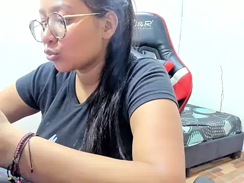 QueenNyxx online show from March 2026 02:55:02 PM