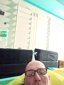 Snapshot of scott12347762 chatting on February 2026 06:58:02 AM scott12347762 online show from February 2026 06:58:02 AM