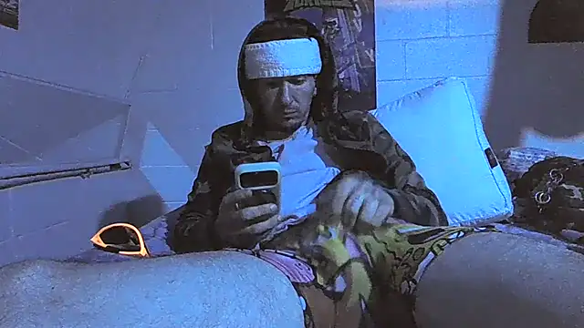 Snapshot of Baby_Smurk chatting on March 2026 11:22:01 PM Baby Smurk online show from March 2026 11:22:01 PM