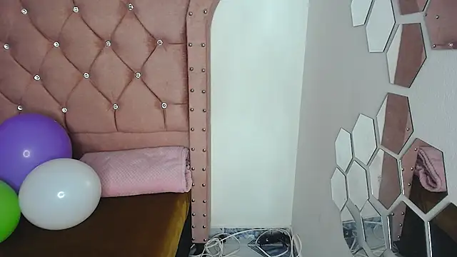 Snapshot of nat_evans8 chatting on April 2026 11:22:02 AM nat evans8 online show from April 2026 11:22:02 AM