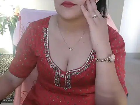 Snapshot of _chitranshi chatting on April 2026 05:43:02 AM chitranshi online show from April 2026 05:43:02 AM