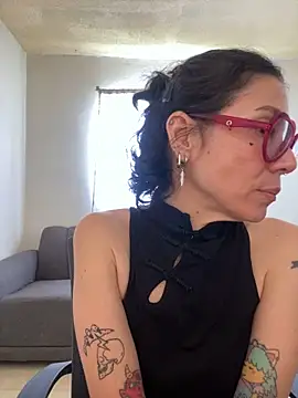 Snapshot of JeanneDuval8888 chatting on April 2026 10:20:01 PM JeanneDuval8888 online show from April 2026 10:20:01 PM