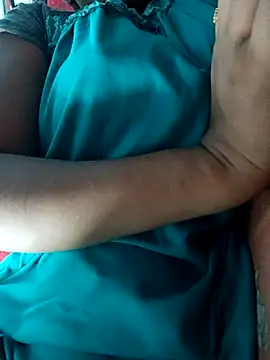 Snapshot of cutezara4 chatting on April 2026 08:22:01 PM cutezara4 online show from April 2026 08:22:01 PM