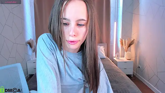 kristi kitss online show from April 2026 09:06:01 AM