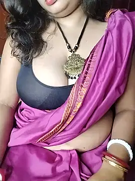 Hot-mohine online show from June 2026 03:28:02 PM