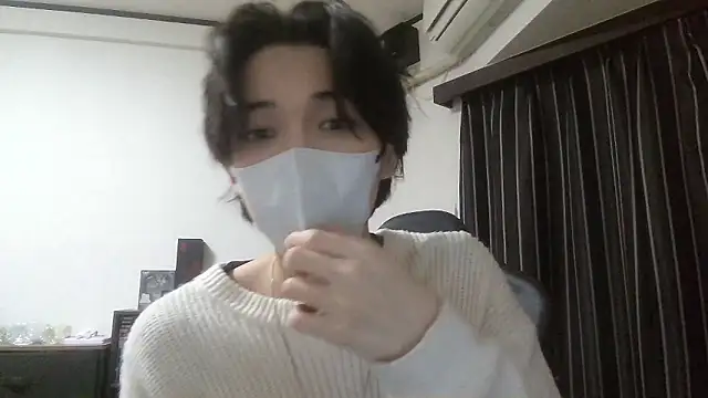 raitokun5555 online show from April 2026 12:32:02 PM