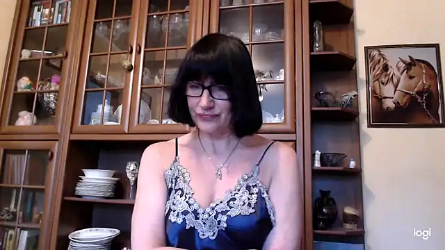 Snapshot of Vlastelina chatting on April 2026 02:10:02 PM Vlastelina online show from April 2026 02:10:02 PM