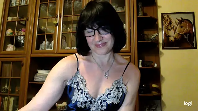 Snapshot of Vlastelina chatting on April 2026 07:53:01 PM Vlastelina online show from April 2026 07:53:01 PM