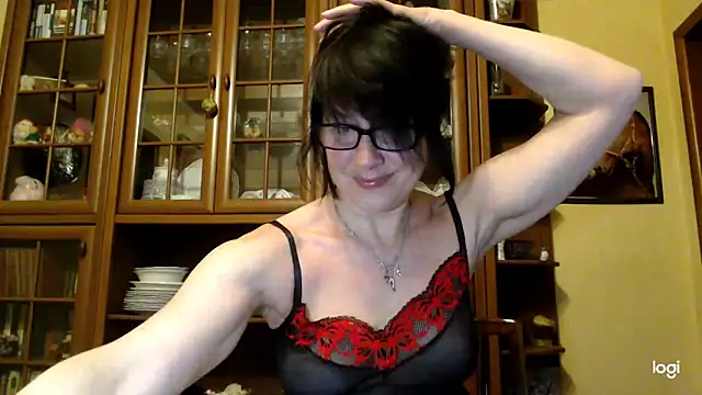 Snapshot of Vlastelina chatting on April 2026 06:47:01 PM Vlastelina online show from April 2026 06:47:01 PM