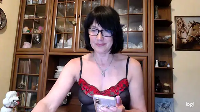 Snapshot of Vlastelina chatting on May 2026 01:49:02 PM Vlastelina online show from May 2026 01:49:02 PM