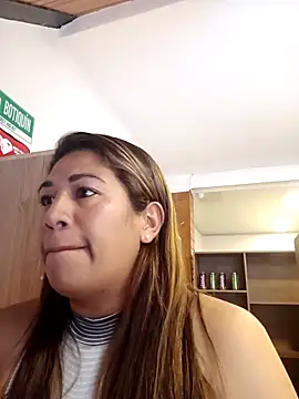 Snapshot of eva_vidal_ chatting on April 2026 04:37:01 PM eva vidal online show from April 2026 04:37:01 PM