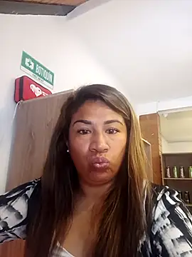 Snapshot of eva_vidal_ chatting on April 2026 03:13:01 PM eva vidal online show from April 2026 03:13:01 PM