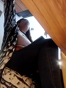 Snapshot of eva_vidal_ chatting on April 2026 04:33:02 PM eva vidal online show from April 2026 04:33:02 PM