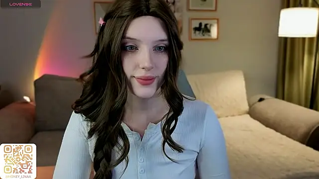 Snapshot of honey_kors chatting on March 2026 05:38:02 PM honey kors online show from March 2026 05:38:02 PM