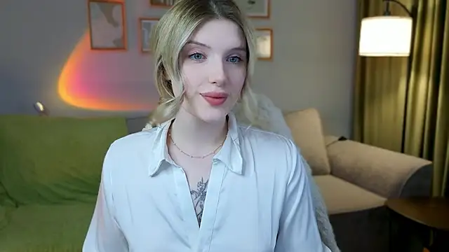 Snapshot of honey_kors chatting on March 2026 07:36:02 PM honey kors online show from March 2026 07:36:02 PM