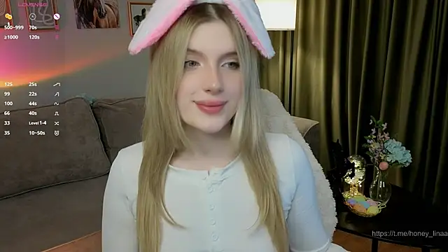 Snapshot of honey_kors chatting on April 2026 05:21:01 PM honey kors online show from April 2026 05:21:01 PM