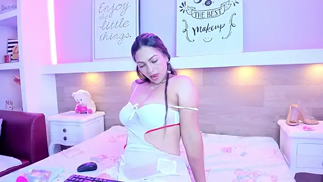 Snapshot of ZoeMoon-1 chatting on March 2026 08:14:01 PM ZoeMoon-1 online show from March 2026 08:14:01 PM