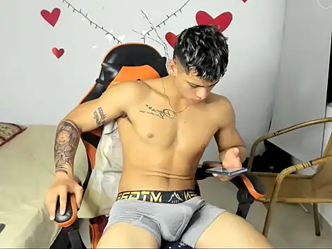 Snapshot of RYAN_MYEARZ__ chatting on March 2026 10:56:01 AM RYAN MYEARZ online show from March 2026 10:56:01 AM