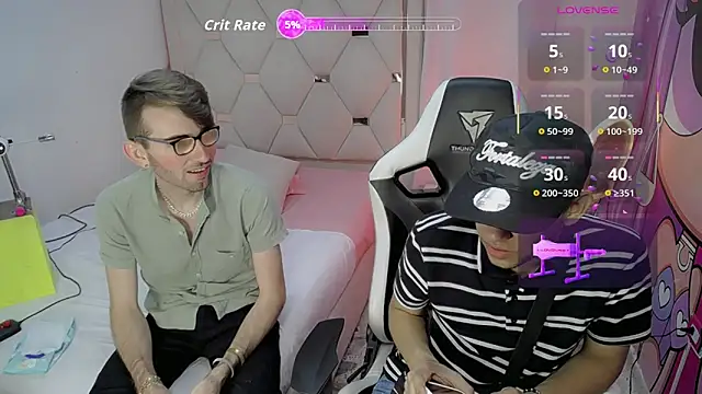 Top and bottom online show from February 2026 08:50:01 PM