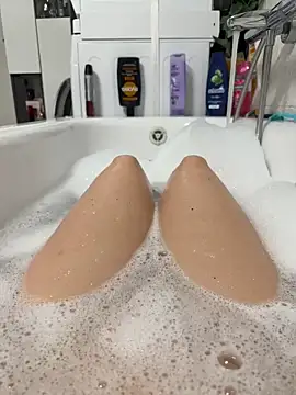 Snapshot of Ninimaus chatting on March 2026 08:37:01 PM Ninimaus online show from March 2026 08:37:01 PM