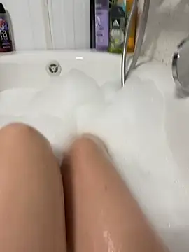 Snapshot of Ninimaus chatting on March 2026 07:58:01 PM Ninimaus online show from March 2026 07:58:01 PM