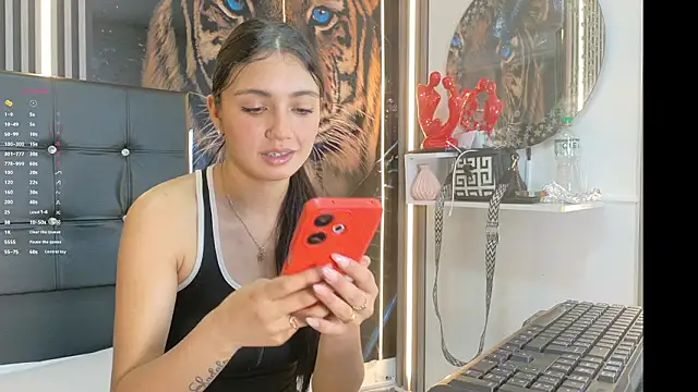  ArianaToroo online show from March 2026 03:39:02 PM