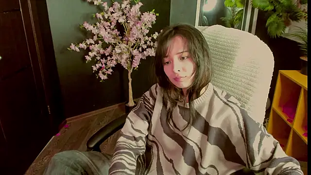 Snapshot of May_Ling chatting on March 2026 02:04:02 AM May Ling online show from March 2026 02:04:02 AM