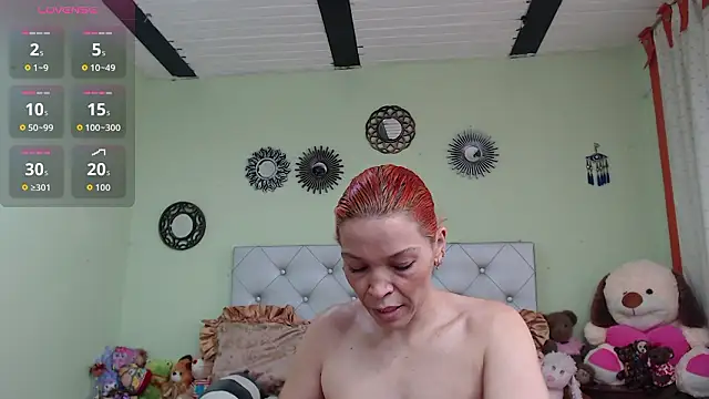 Dayana Smithh online show from March 2026 06:47:02 PM