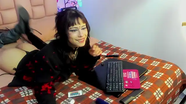 emma cg online show from February 2026 06:31:01 PM