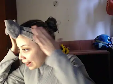 Snapshot of alaina_blesssed chatting on February 2026 09:44:01 PM alaina blesssed online show from February 2026 09:44:01 PM