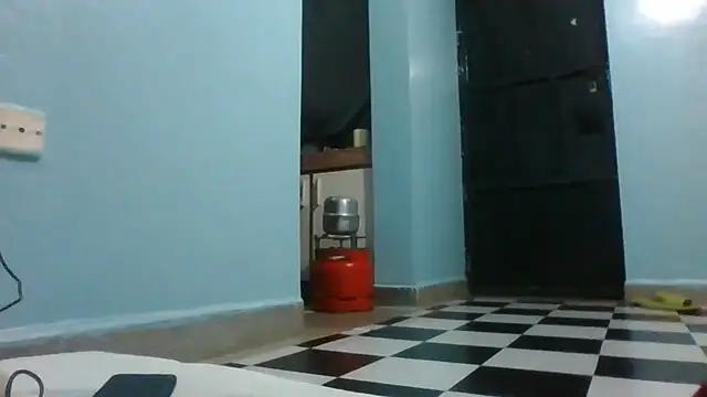 Snapshot of Cozybear chatting on June 2026 07:48:01 PM Cozybear online show from June 2026 07:48:01 PM
